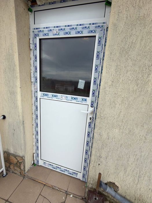 Изработката доставка и монтаж на PVC и AL дограма