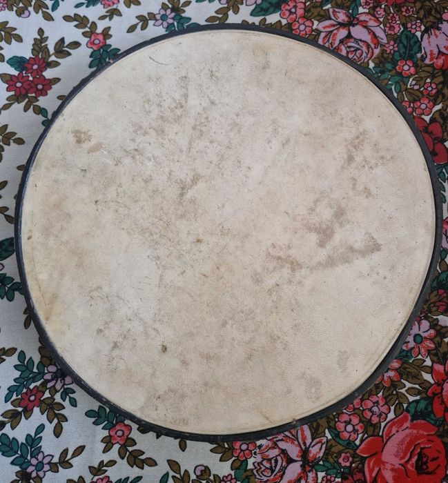 Дайре с естествена кожа ретро