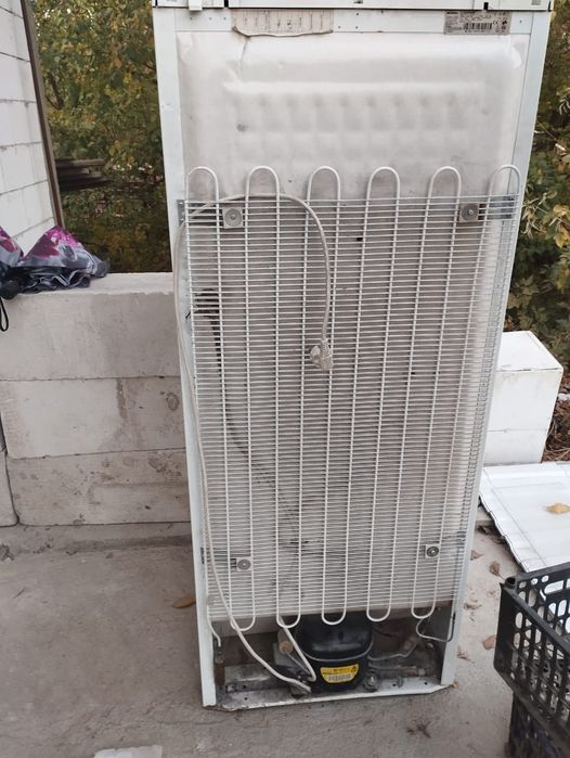 Продам холодильник бу