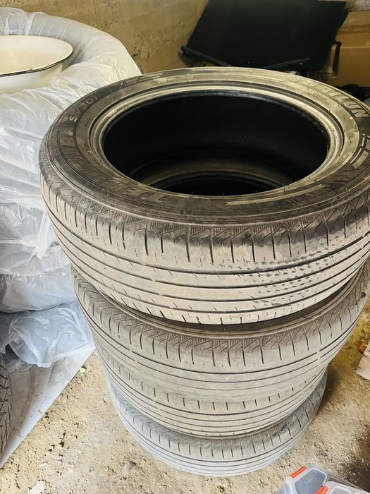 235/60 R18 103H 4шт БУ-