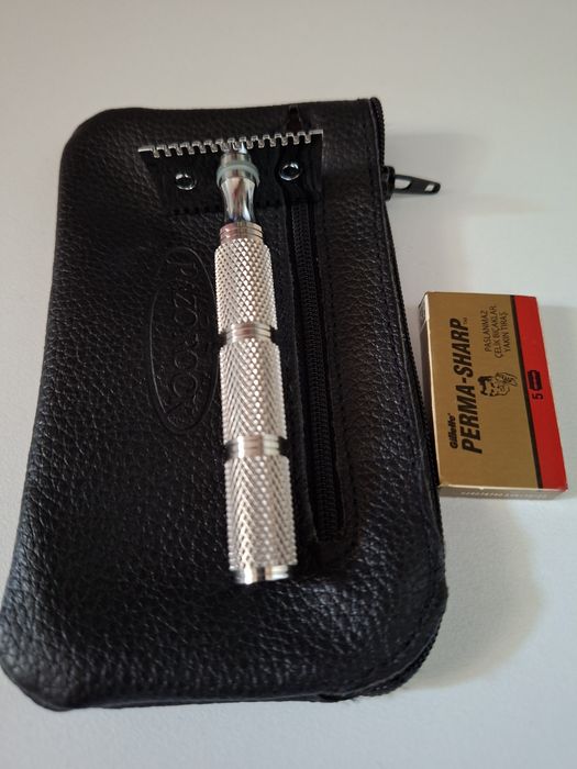 aparat de ras Razorock Sloc