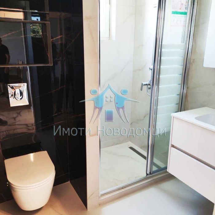 Дава се под наем Тристаен апартамент в Шумен, Пазара - 100 кв.м за 147000 € - Снимка #5