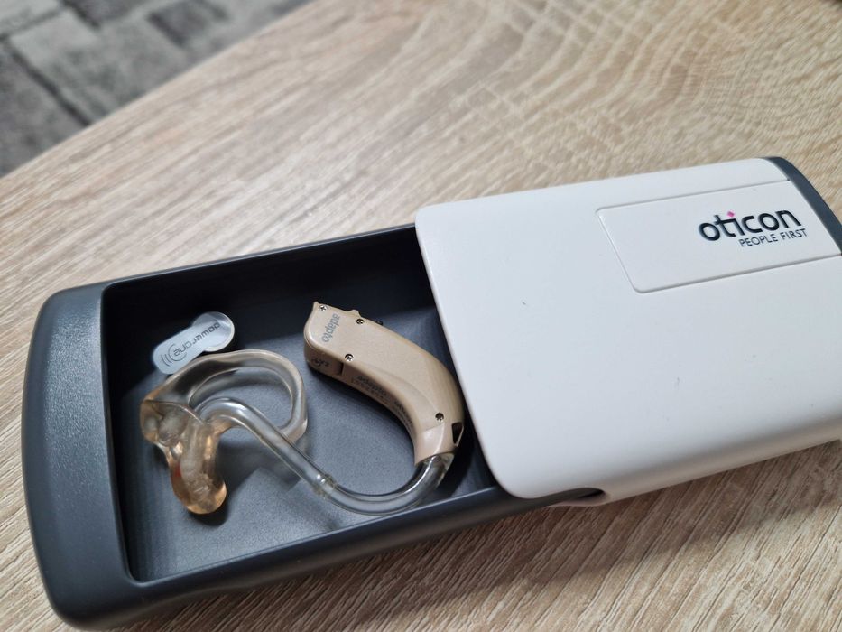 Aparat Auditiv OTICON Adapto, Denmark, Stanga.