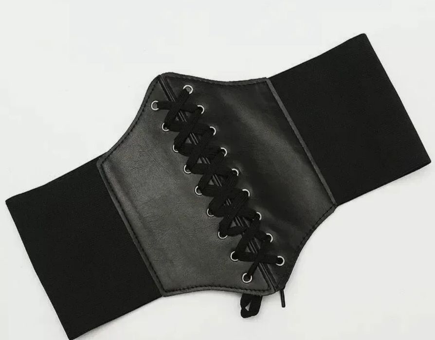 Невероятно красивый пояс корсет с цепочкой