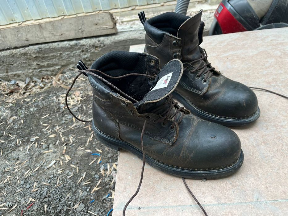 Ботинка р 42 бу в хорош состоянии