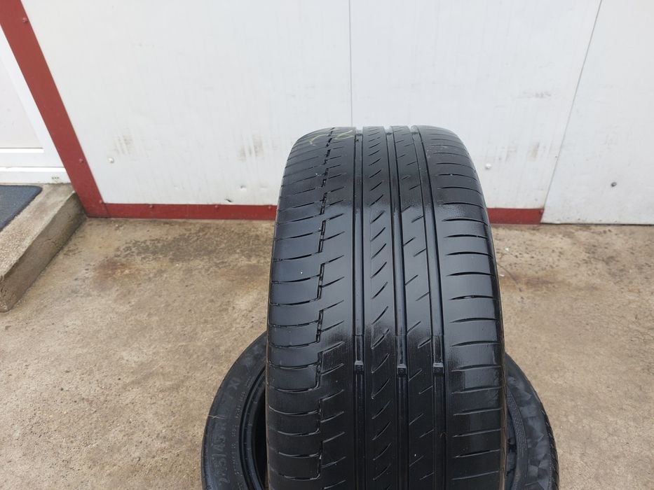 175 lei bucata! Doua anvelope de vara 245 45 r19 Continental