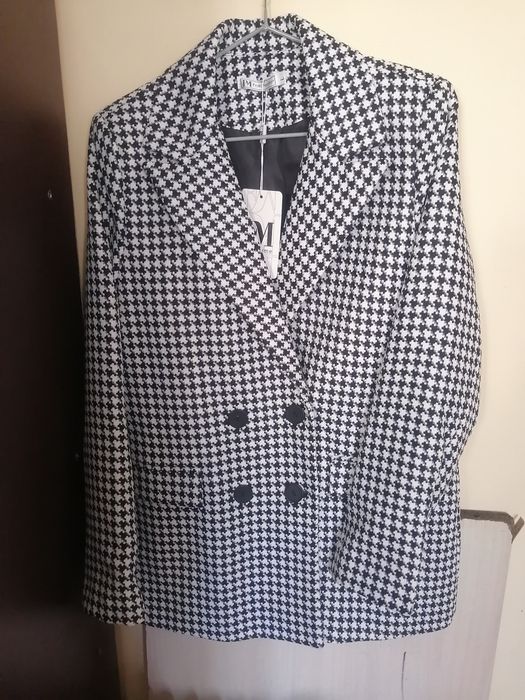 Пиджак новый, размер L