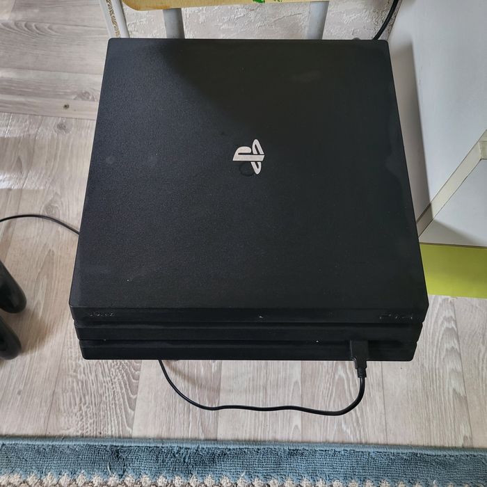 Плэйстайшн 4 про 1 трб