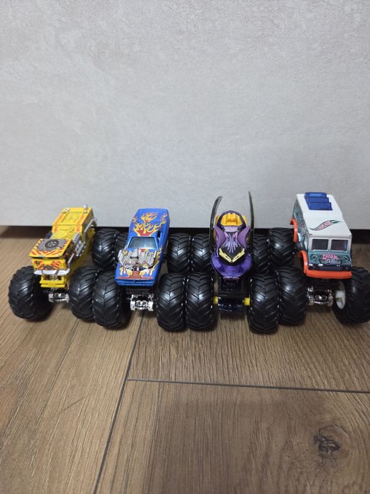 Джипове hot wheels