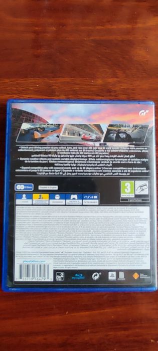 Продам диск Грантуризмо 7 на PS4