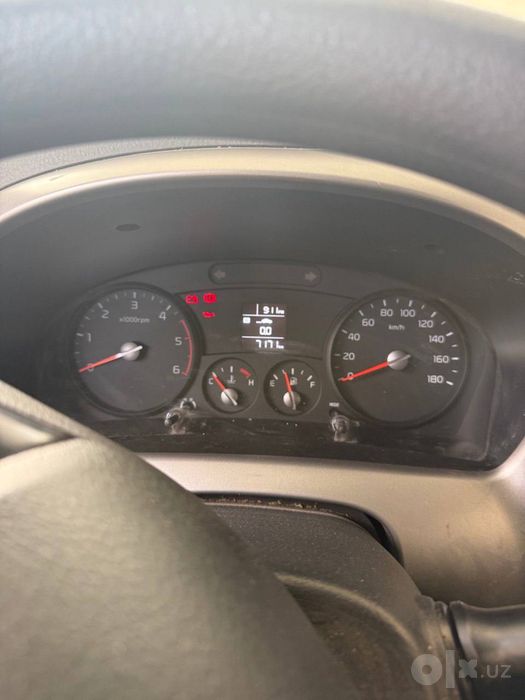 Kia bongo 2024 yil