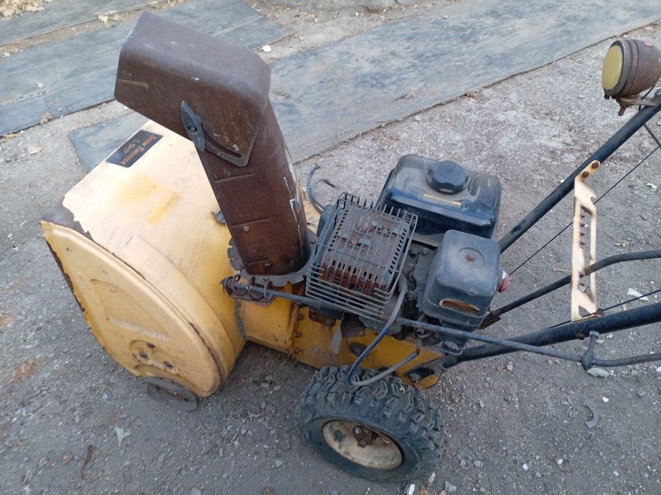 Снегоуборочная машина