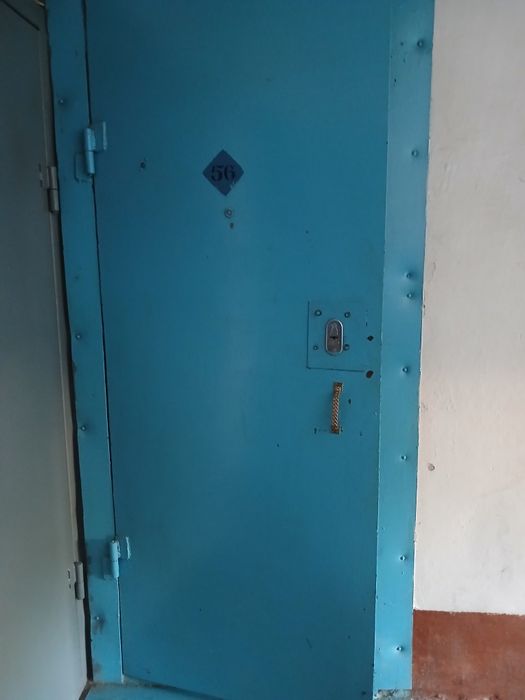 Продам дверь  железную