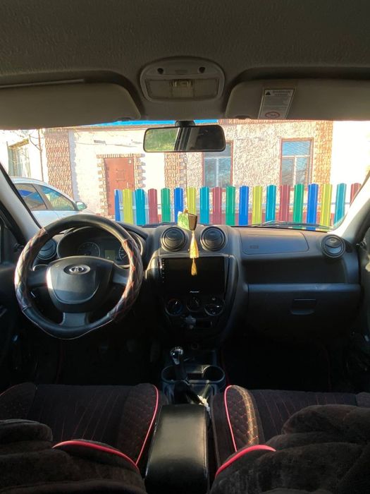 Продам Lada Granta 2190