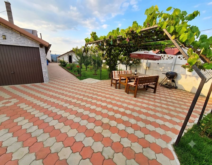 PROPRIETAR – VÂND Casă de locuit Parter + Mansardă (186 mp)