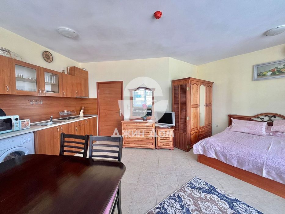 Продава се Едностаен апартамент в к.к. Слънчев бряг - 52 кв.м за 1366 €/кв.м - Снимка #2