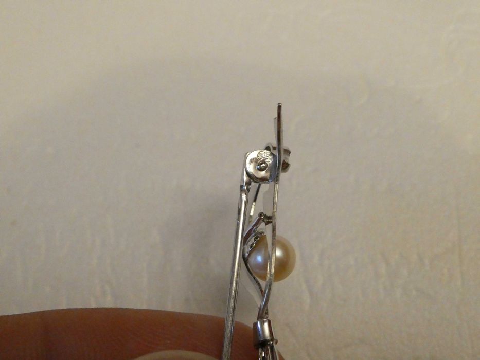 BROSA AUR alb 18K + Perla - UNOAERRE - Italia - Vintage - 560lei/gr. !