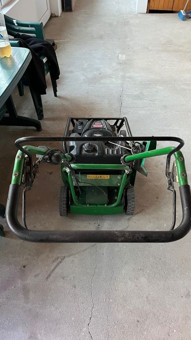 Косачка бензинова