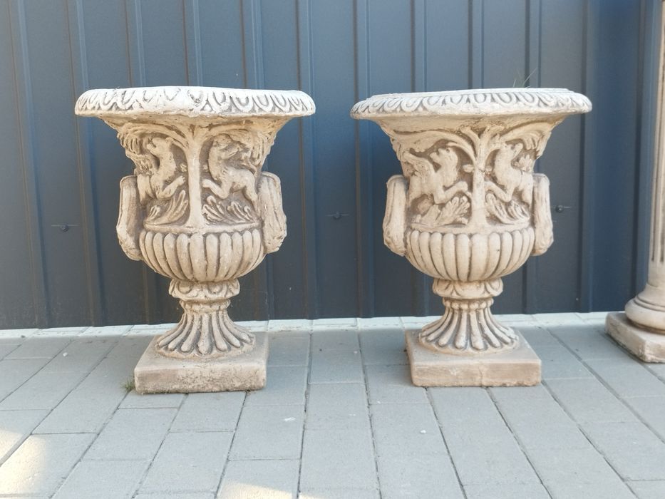 Ghiveci floral pentru exterior..