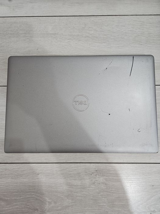 Dell Latitude 5520