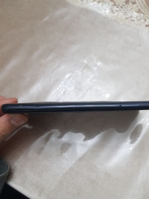 Redmi 9 подробнее в низу kaarimov1 и насчет цены можно договорится