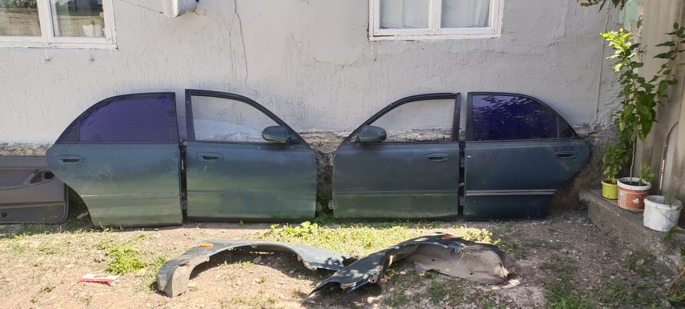 Mazda crumbs двери