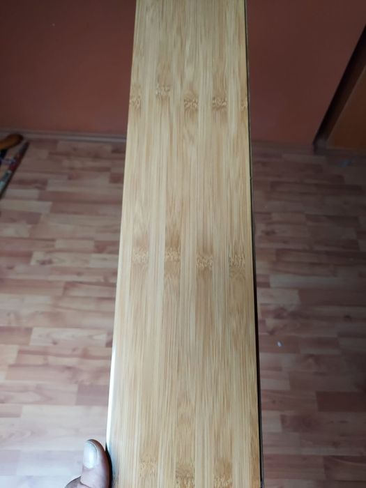 Parchet bambus de vânzare