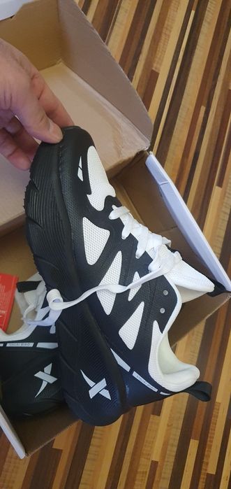 Продам обувь 42 раз