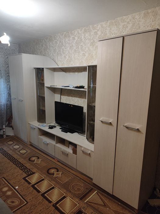 Большая стенка б/у