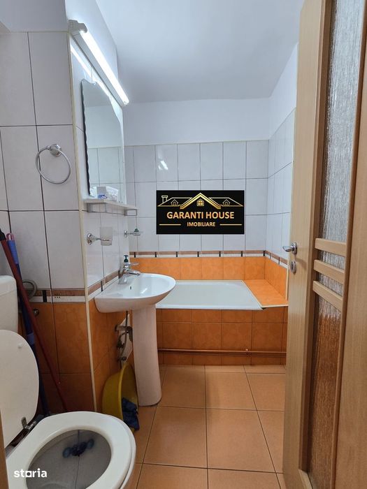 Victoriei (zona UTCN), etaj 3, garsoniera mobilata, 55 000€ negociabil