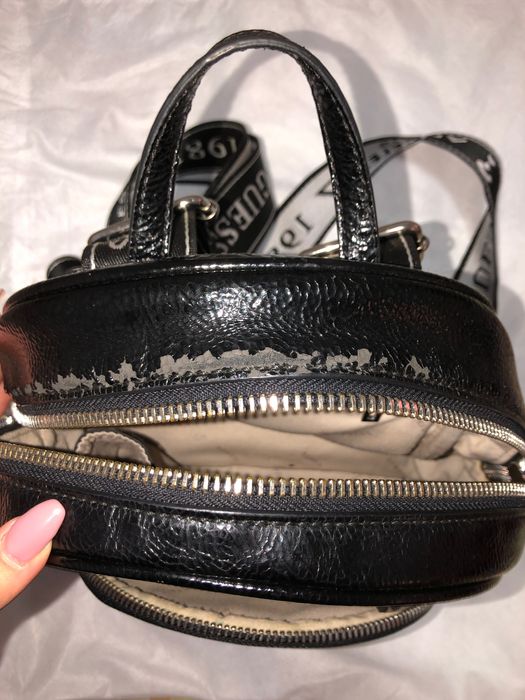 Дамска раница Guess