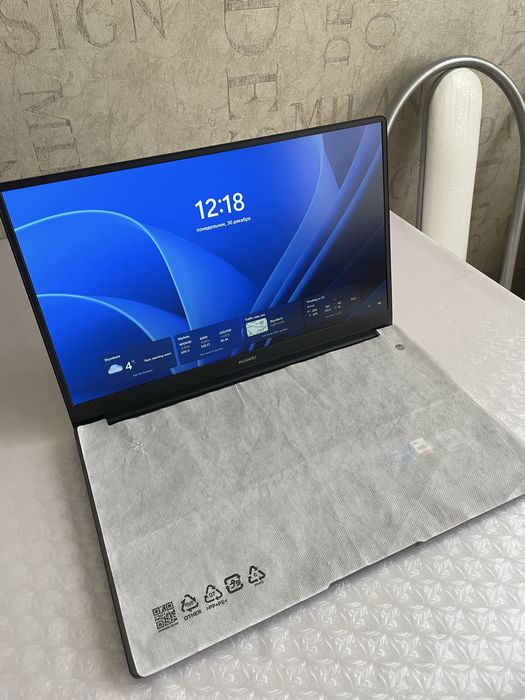 Продам ноутбук Huawei