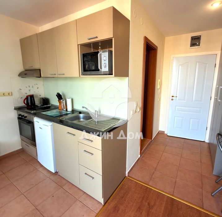 Продава се Двустаен апартамент в к.к. Слънчев бряг - 56 кв.м за 601 €/кв.м - Снимка #2