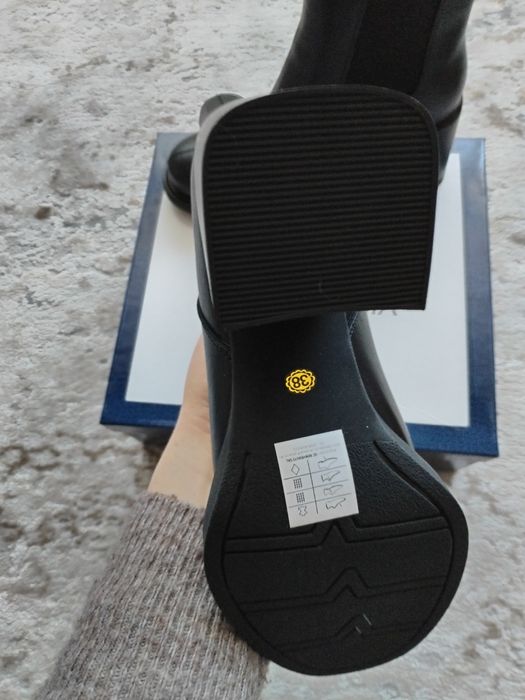 Ghete NOI din piele naturala Luca di Gioia