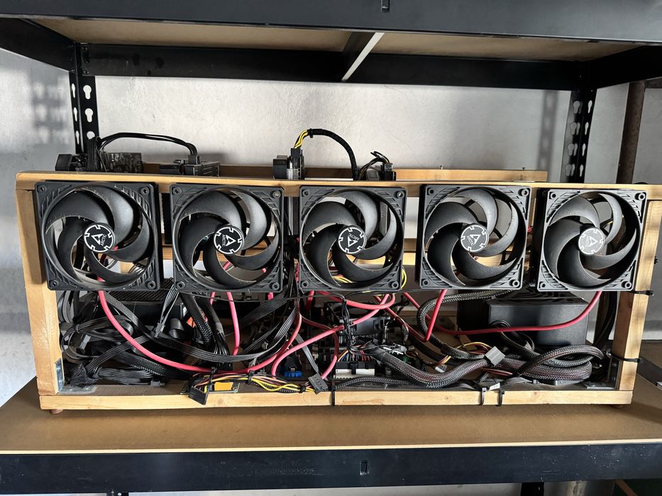 Mining rig, Майнинг Риг 2 броя RTX 3060, RX6600XT