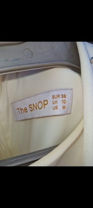 Платье почти  новое