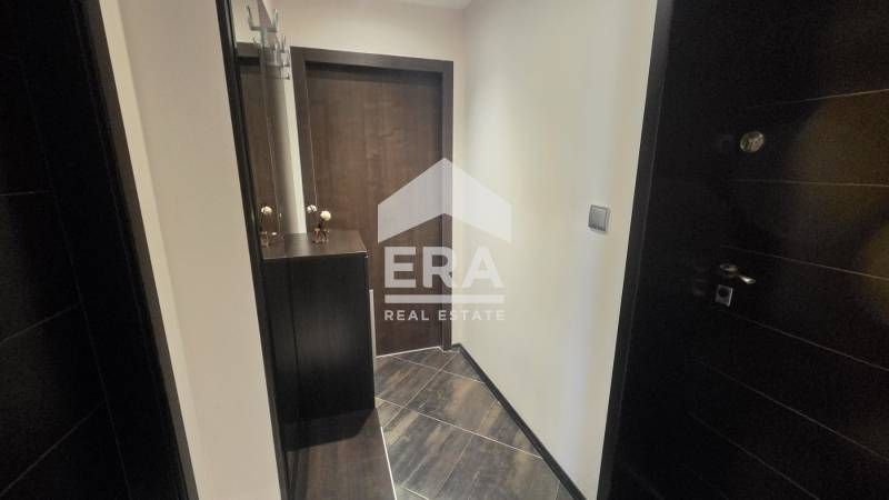 Дава се под наем Тристаен апартамент в Аксаково - 75 кв.м за 418.71 € - Снимка #4