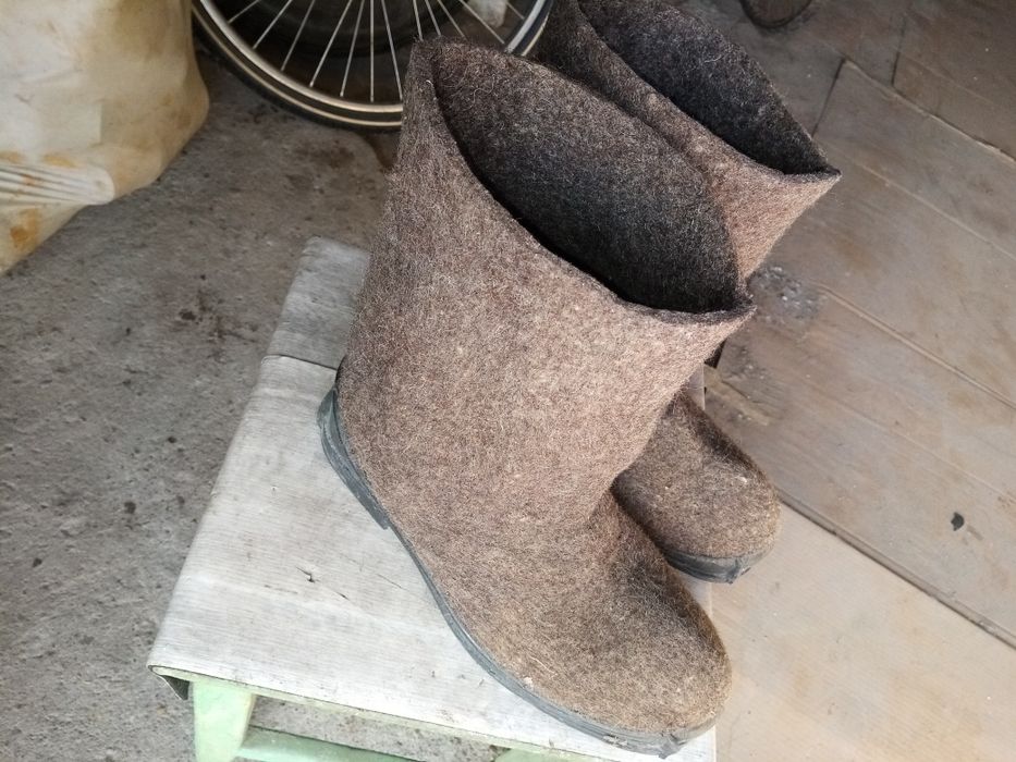 Продам   валенки