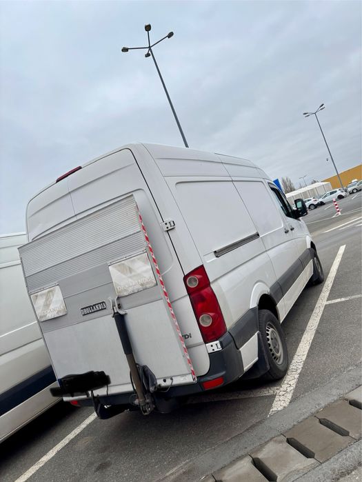 Inchiriez duba frigorifica cu lift 4 - 5 -6europaleti / 6 cărucioare