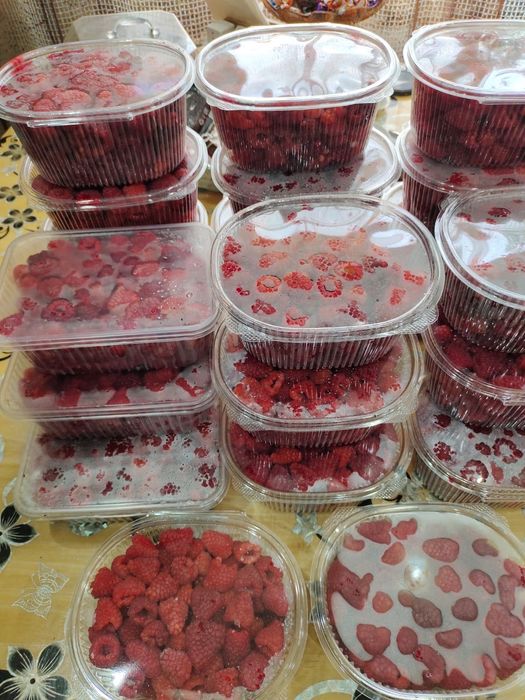 Продается Малина , свежее