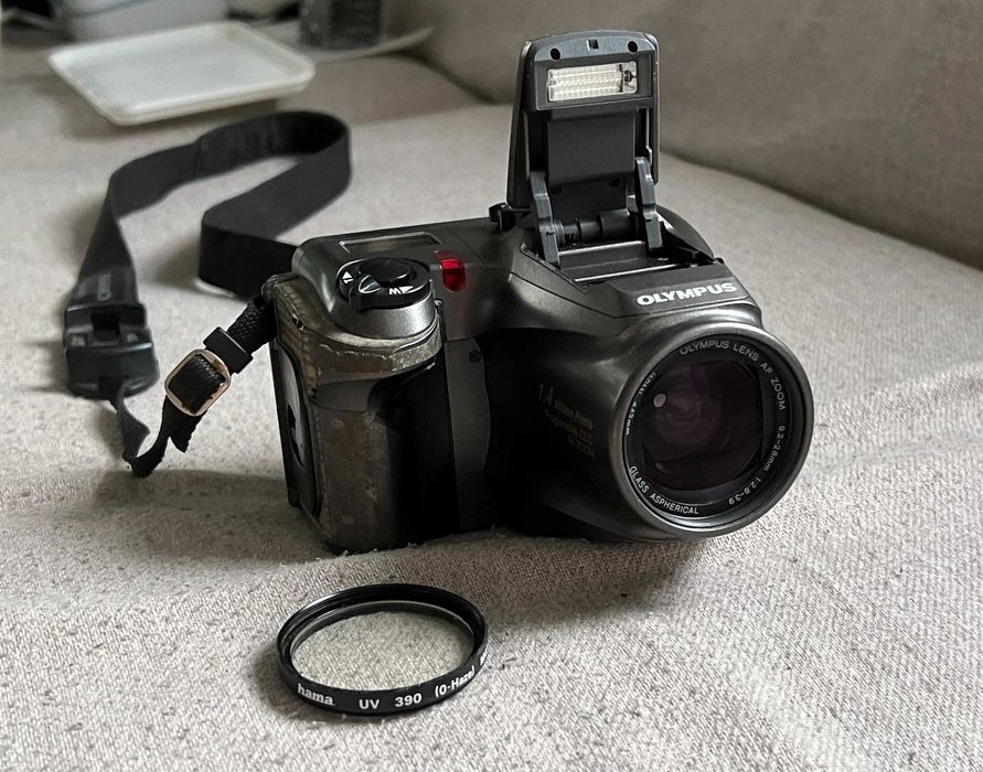 Camera foto digitala OLYMPUS C-1400 - colectie - functionala