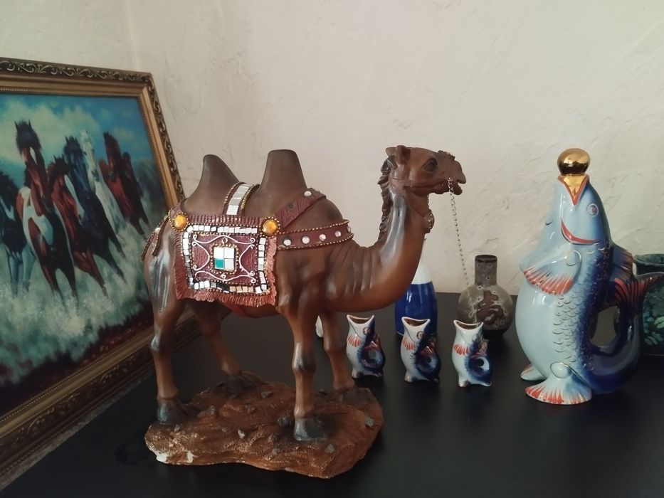 Статуэтка верблюда