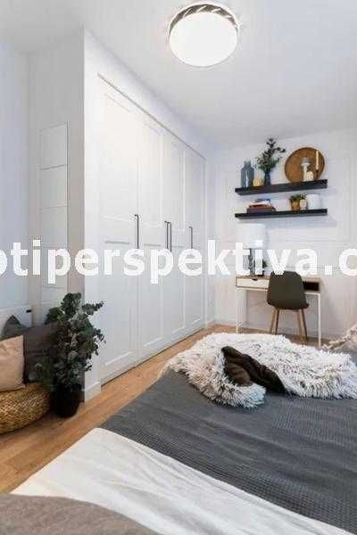 Продава се Тристаен апартамент в Пловдив, Младежки Хълм - 80 кв.м за 2423 €/кв.м - Снимка #6