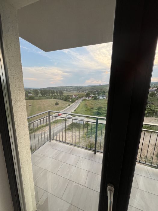 Inchiriez apartament 2 camere