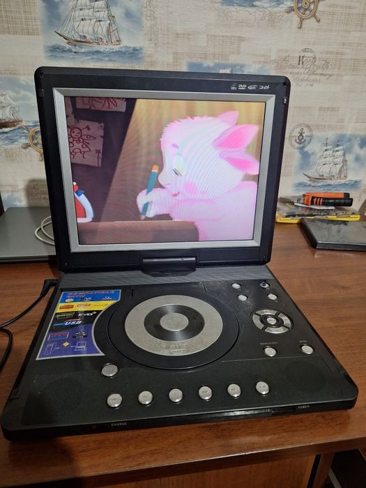 портативный dvd плеер