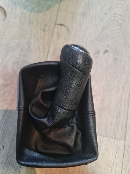 Скоростен лост топка за Фолксваген Голф Пасат Туаран Кади Тигуан Шаран