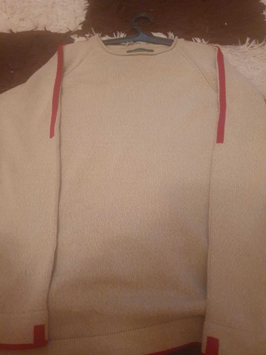 Продаются свитера,олимпийка