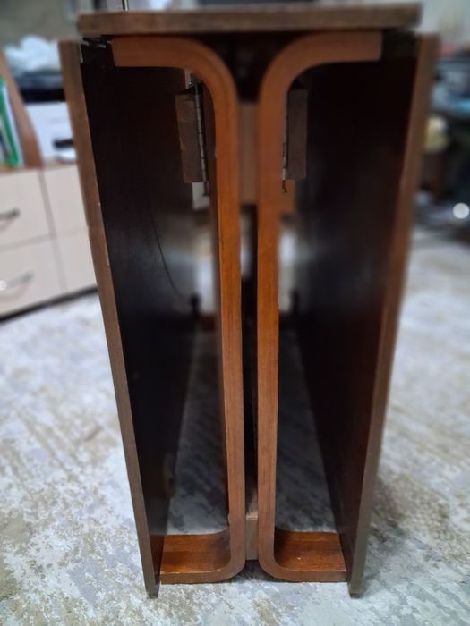 Продам стол книжка раскладной