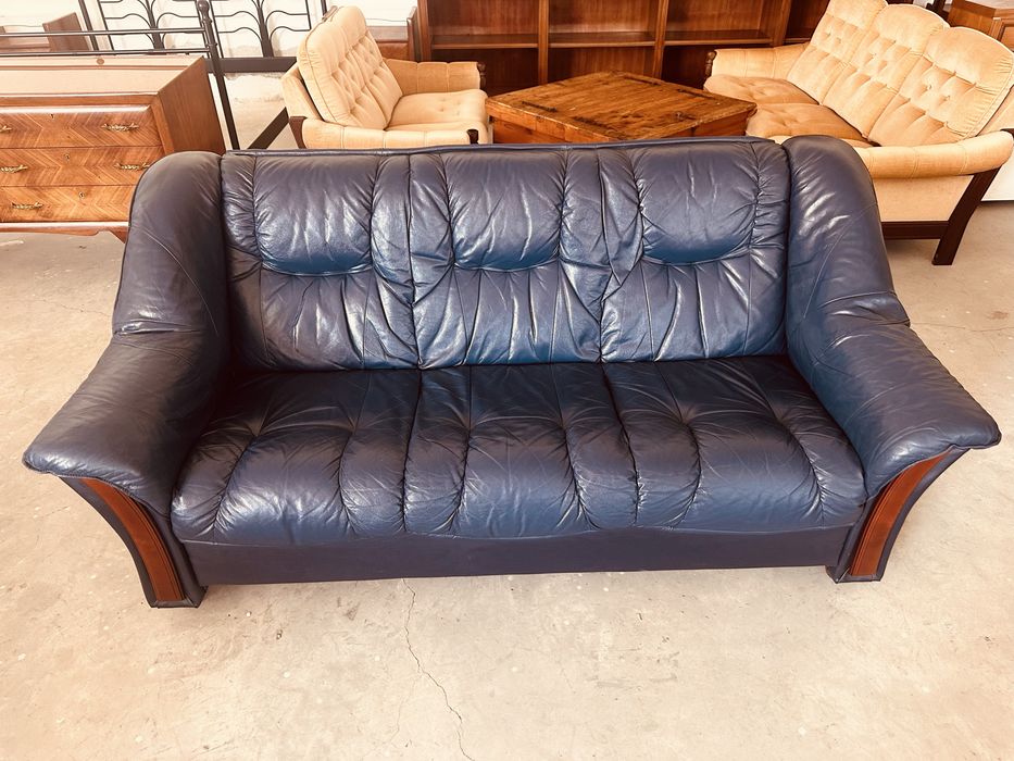 Винтидж кожен диван – италиански дизайн, Natuzzi style, внесен от Швеция