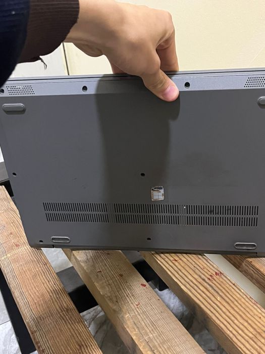 Lenovo IdeaPad 3 15ADA05